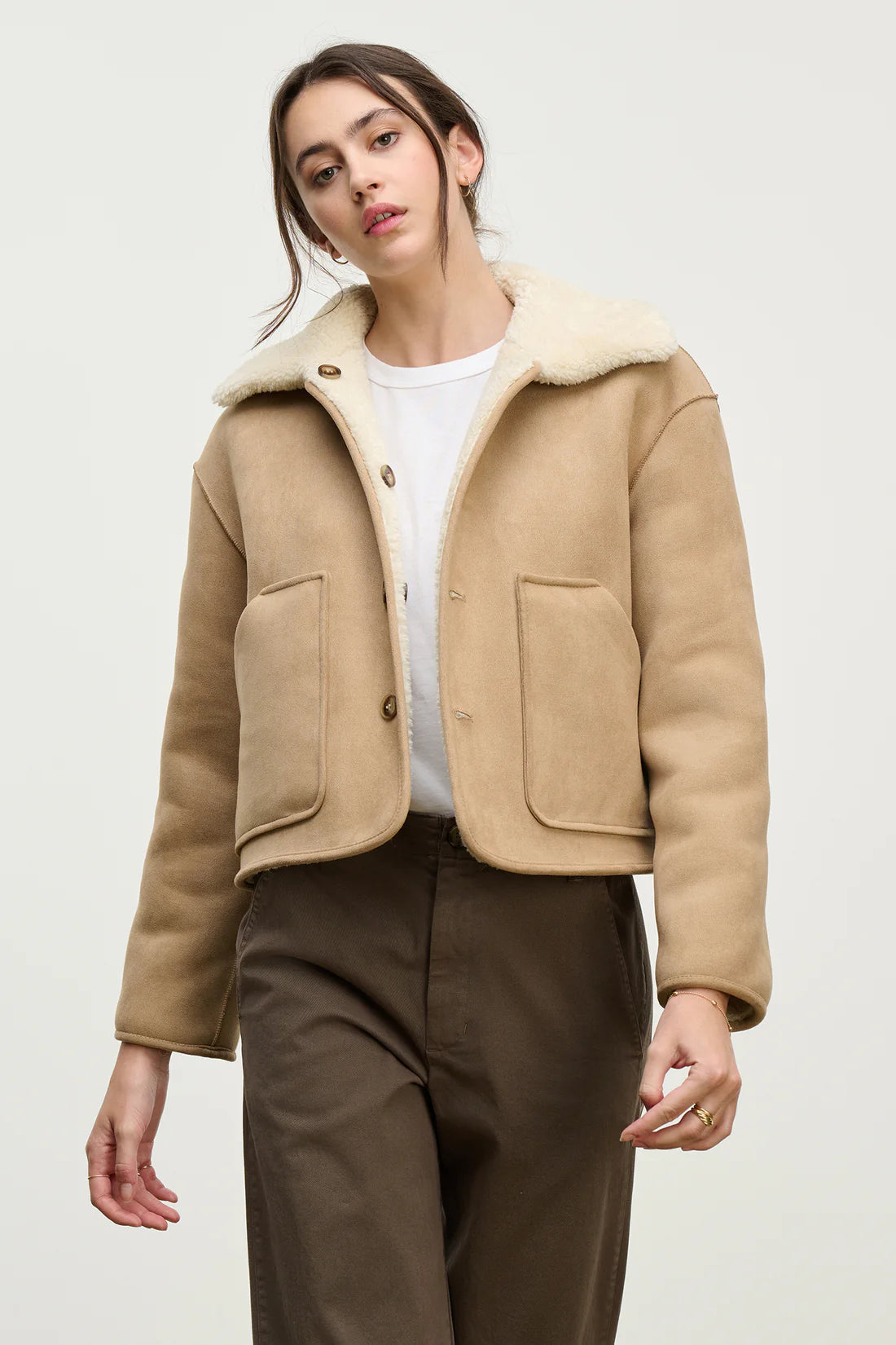 AMARA SHERPA REVERSIBLE JACKET IN SAND